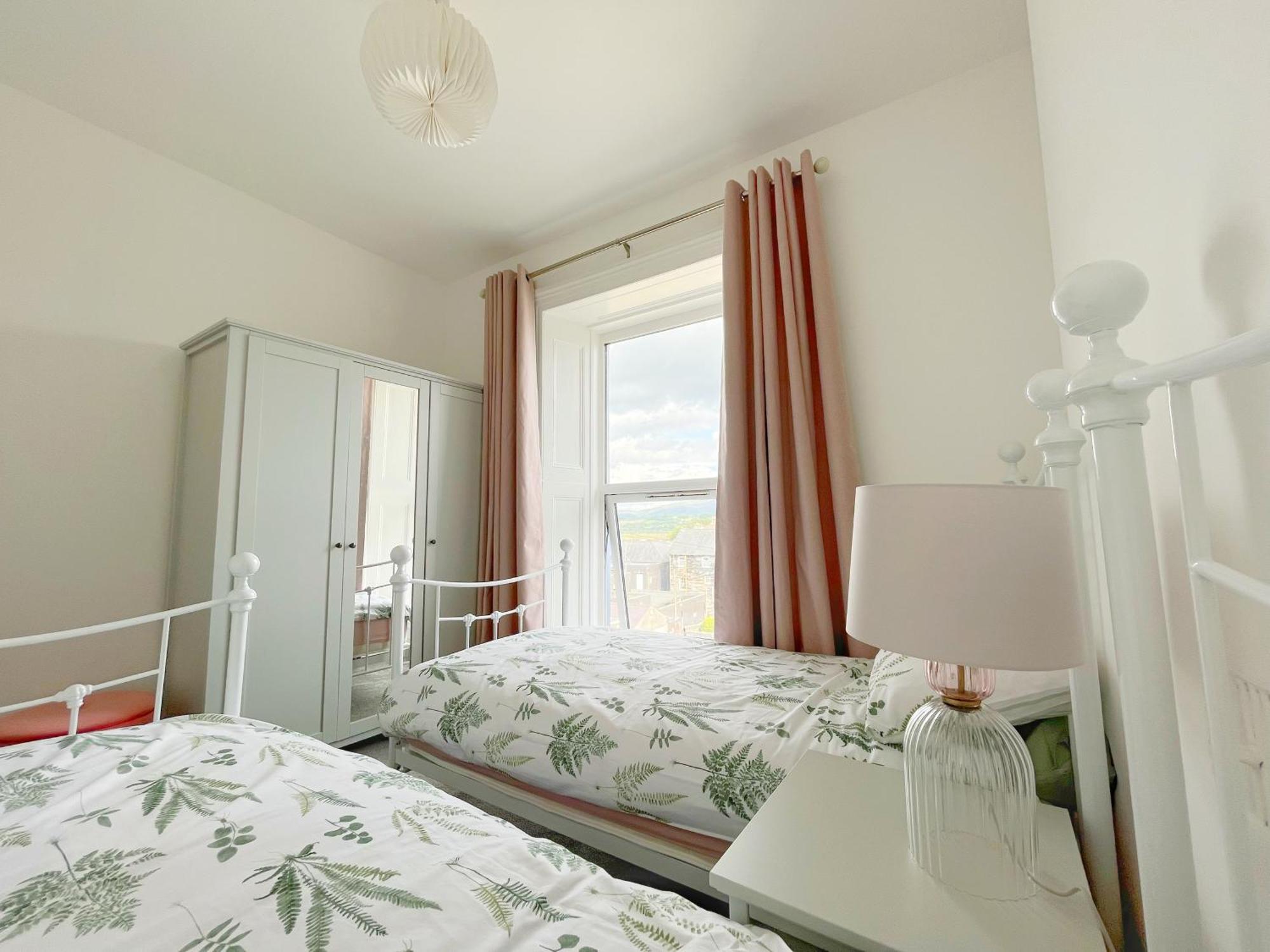 Porthmadog, Sleeps 11, 5 Bedrooms, 5 Bathrooms, Mountain Views Exteriör bild