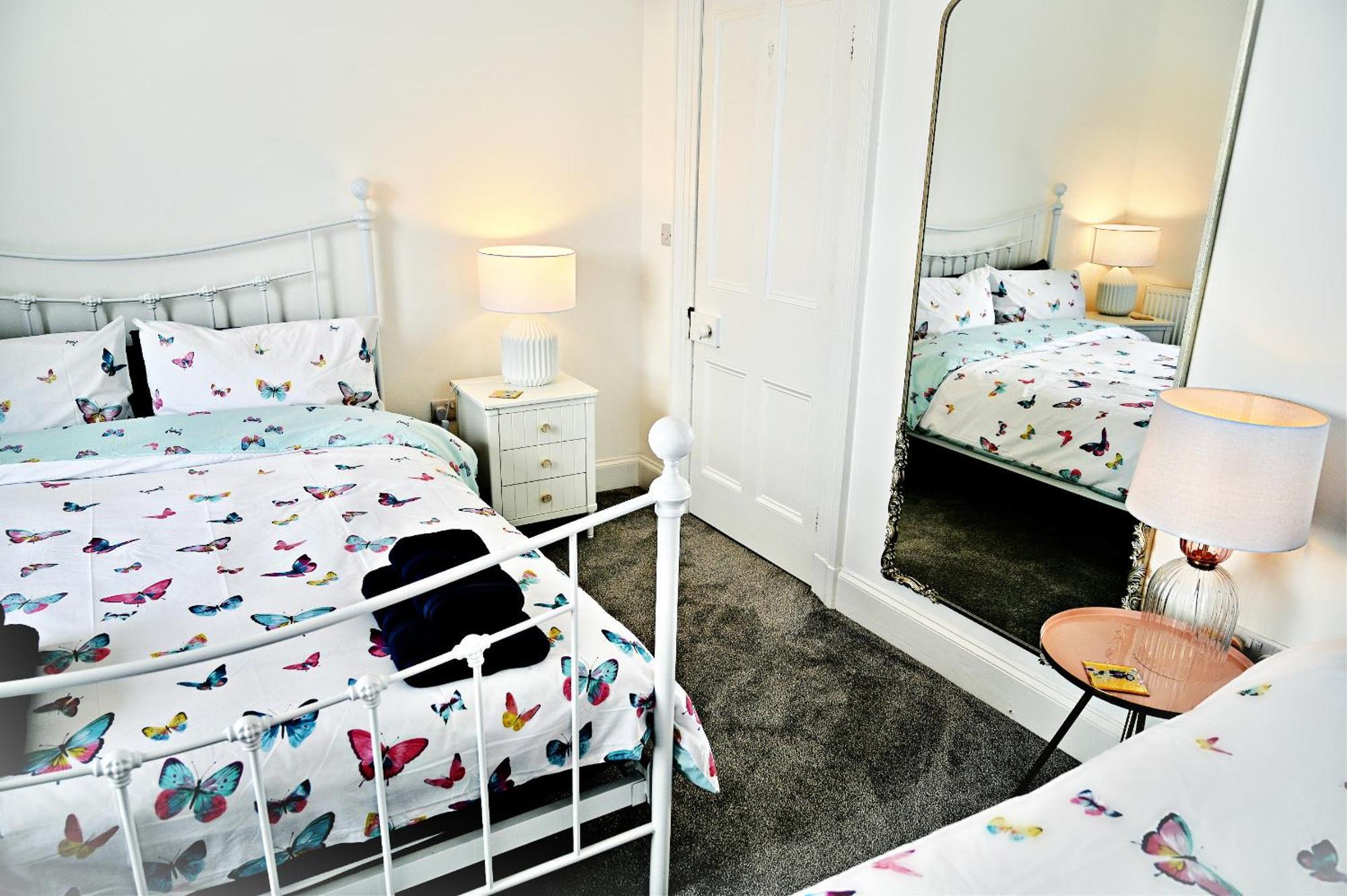 Porthmadog, Sleeps 11, 5 Bedrooms, 5 Bathrooms, Mountain Views Exteriör bild